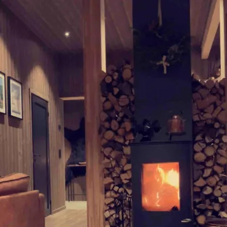 Traditional With View At Slettefjell *